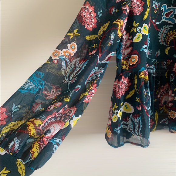 LOFT long sleeve floral blouse - Picture 5 of 5